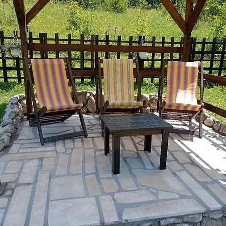 Dom wakacyjny Vikendica Vucetic Loznica