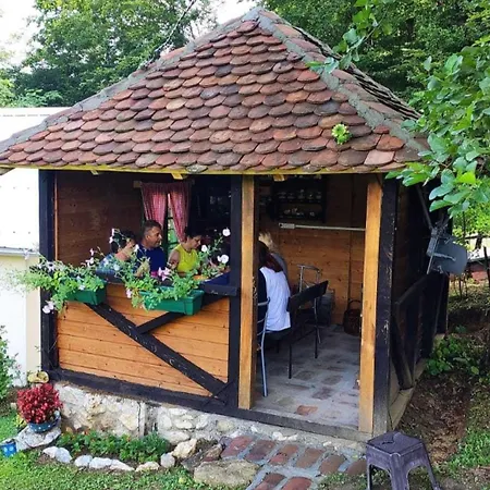 Vikendica Vucetic Loznica